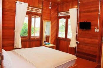 Negeri Baru Hotel & Resort Kalianda Extérieur photo